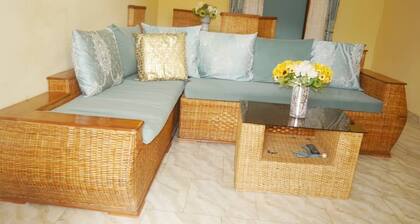 Very nice air-conditioned apartment, 2 bedrooms, 2 bathrooms, a kitchen and a terrace.
