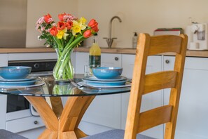 Fridge, microwave, oven, stovetop - The Stable, Preston, Kent (Preston)