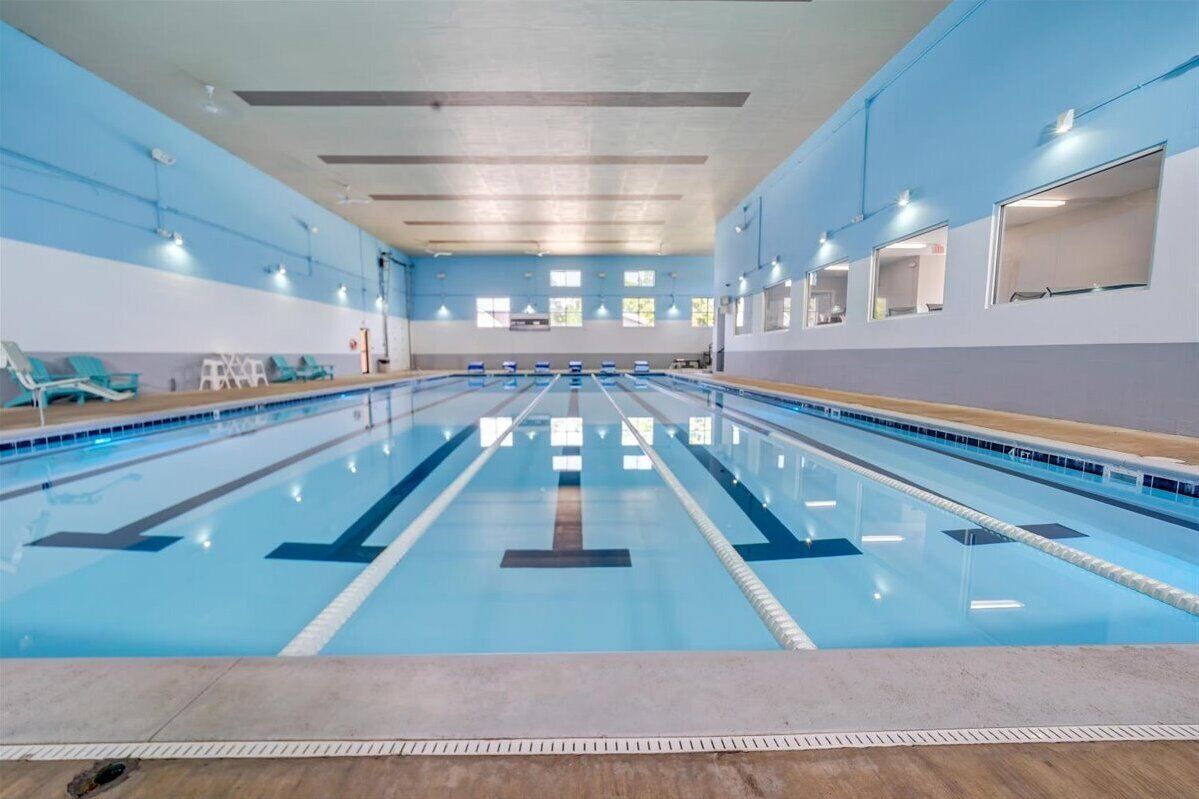 Innenpool, beheizter Pool