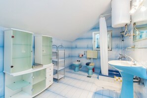 Handtücher, Toilettenpapier