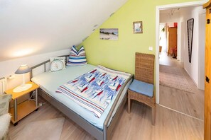 Bügeleisen/Bügelbrett, WLAN, Bettwäsche