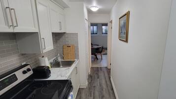 微波炉、烤箱、炉灶