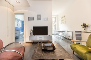 Apartment | Living area - Rental in Rome Secret Terrace Apartment (Rome)
