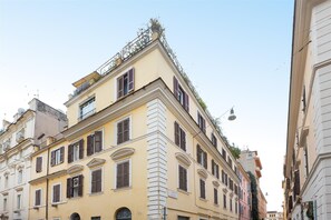 Exterior - Rental in Rome Secret Terrace Apartment (Rome)