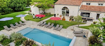Country House 'Les Carassonnes' with Private Pool, Terrace and Wi-Fi