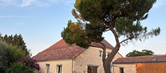 Country House 'Les Carassonnes' with Private Pool, Terrace and Wi-Fi