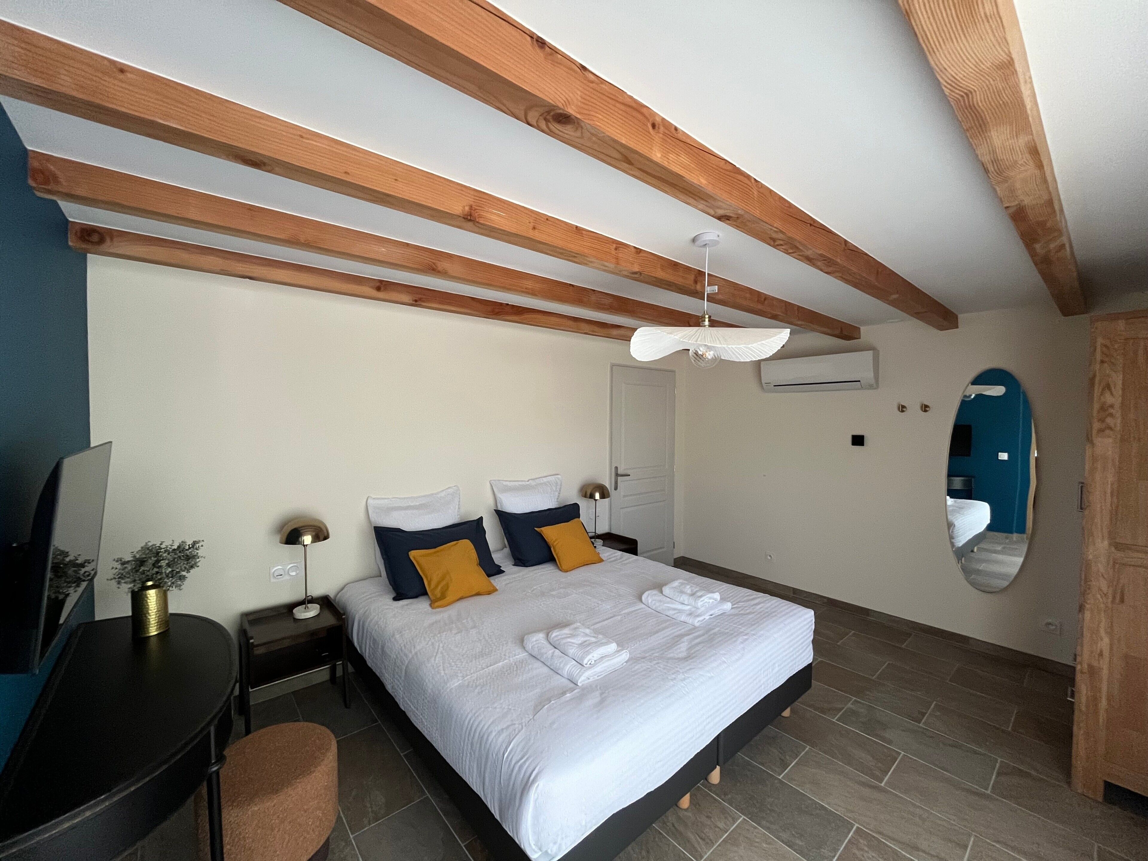 Bügeleisen/Bügelbrett, WLAN, Bettwäsche