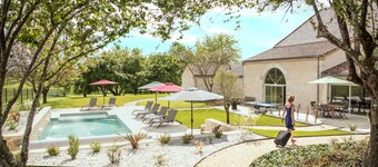 Holiday Home “Le Nougaillou - Les Carassonnes” with Shared Pool, Wi-Fi & Air Conditioning