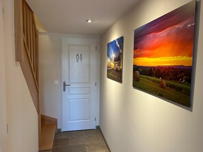 Interior - Holiday Home “Le Nougaillou - Les Carassonnes” with Shared Pool, Wi-Fi & Air Conditioning (Saint-Nexans)