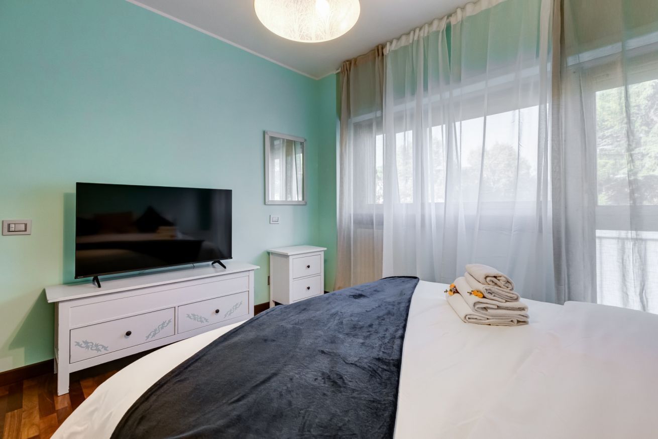 Bügeleisen/Bügelbrett, Reisekinderbett