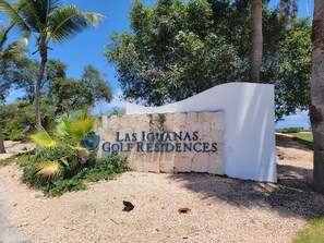 Property grounds - Luxury Punta Cana Penthouse with Private pool, breathtaking ocean and golf views (Punta Cana Cap Cana)