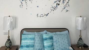 Bügeleisen/Bügelbrett, Internetzugang, Bettwäsche