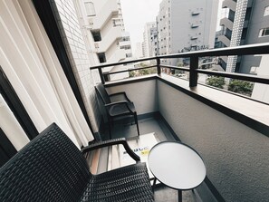 家庭公寓, 非吸煙房, 露台 | 羽絨被、房內夾萬、書桌、手提電腦工作空間