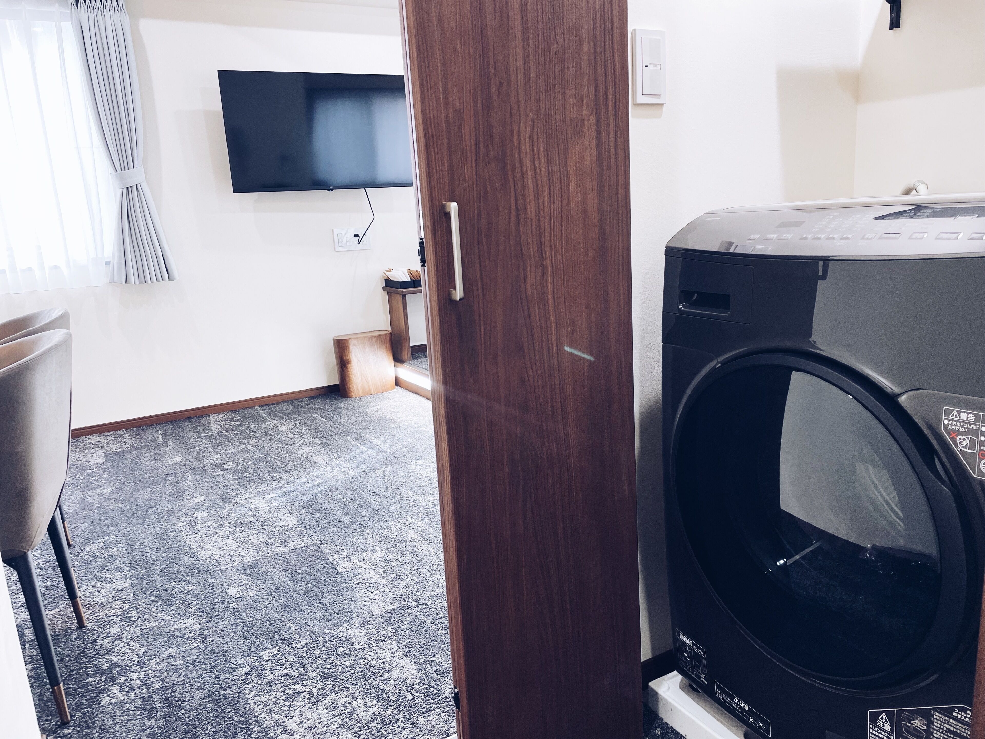 패밀리 아파트, 발코니 | 객실 내 금고, 책상, 노트북 작업 공간, 암막 커튼