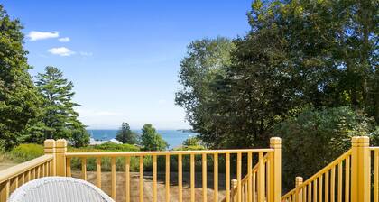 Lupine Cottage | Walk to Downtown Rockland Harbor