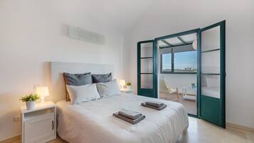 Silitysrauta/-lauta, Wi-Fi, vuodevaatteet