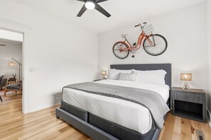 House, Multiple Beds, Patio, Garden View (701 Mathews St (Unit B)) | 4 bedrooms, individually decorated, individually furnished, desk - Mathews House 4 King Beds Near CSU & Old Town (Fort Collins)