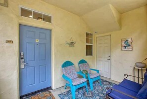 Interior - The Groovy Sandpad.. (Oceano)