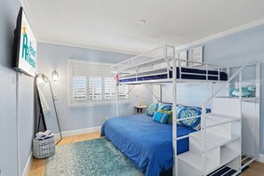 Condo, Multiple Beds (Land's End 9-402 Beach Front - Premie) | 2 bedrooms - Land's End 9-402 Beach Front - Premier (Treasure Island)