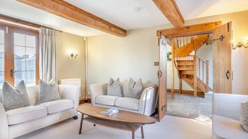 Family House | Living area | TV