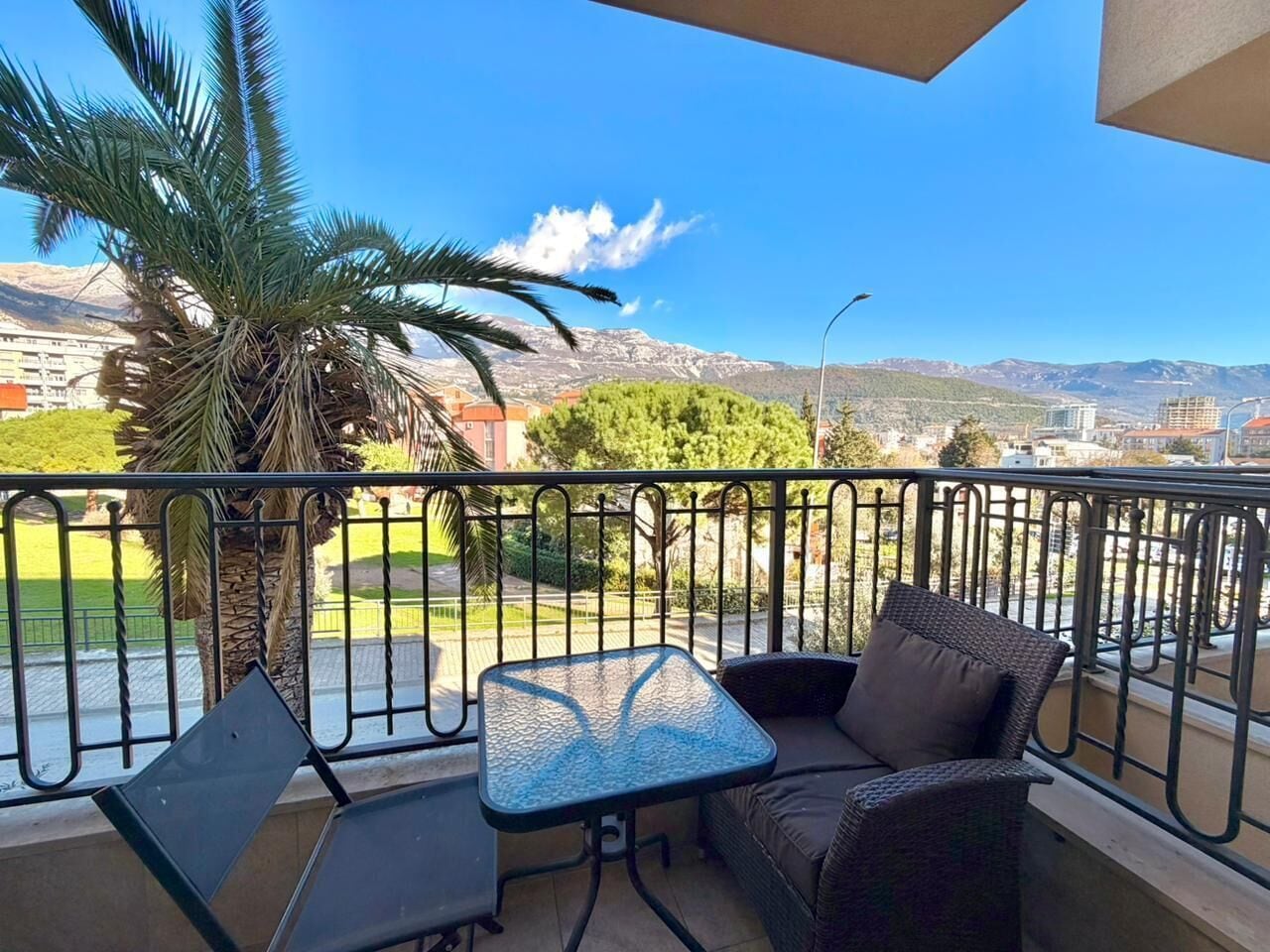 ラグジュアリー アパートメント バルコニー シティビュー | テラス / パティオ