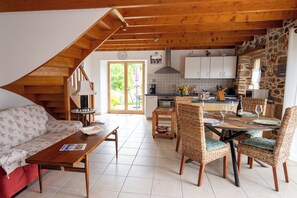 Interior - Ty Kerzont:Charming gîte, oasis of nature and calm, near Perros-Guirec, (COATREVEN)