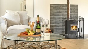 Interior - Wombleton – country escape with comfort, charm and village convenience (Bundanoon)