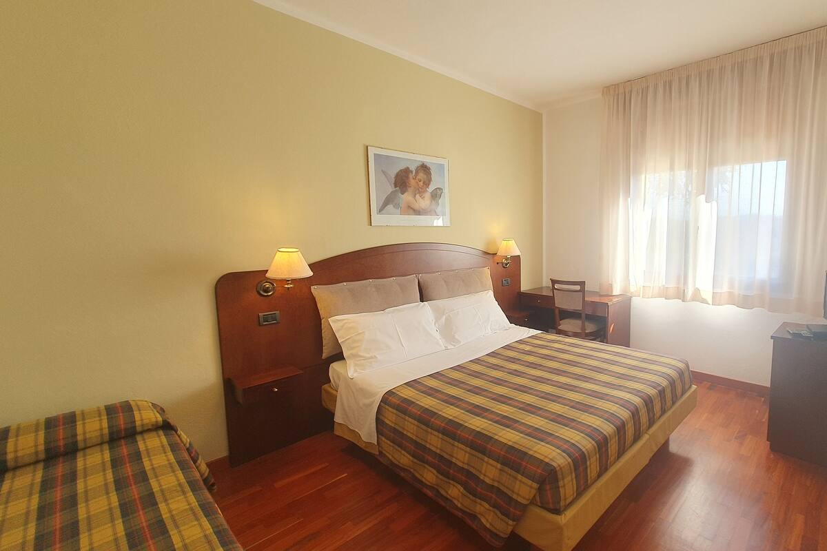 Habitación triple, para no fumadores | Wifi gratis