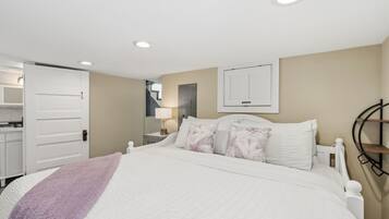 2 bedrooms, individually decorated, individually furnished, desk