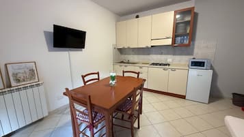 Apartment, 1 Bedroom, Balcony | Interior