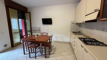 Apartment, 1 Bedroom, Balcony | Interior