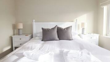 3 slaapkamers, individueel gedecoreerd, individueel gemeubileerd