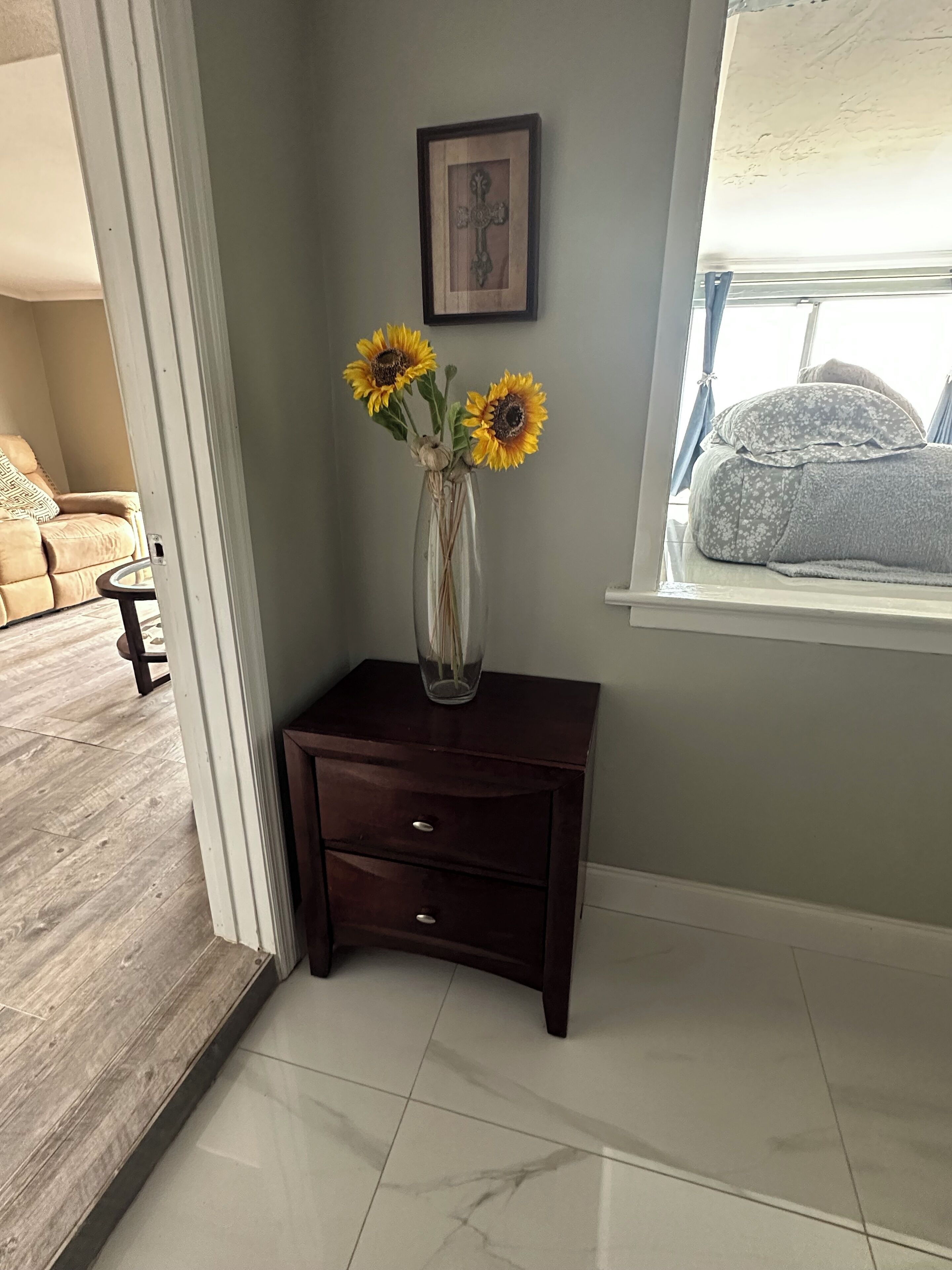 Manatee Riverfront Home , Cozy 2-bedroom House In Ellenton Duplex, Left Side. - Ellenton, FL