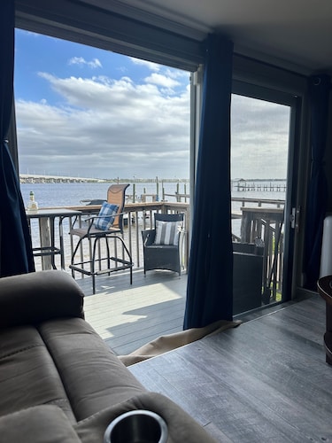 Manatee Riverfront Home , Cozy 2-bedroom house in Ellenton / Spectacular Views!