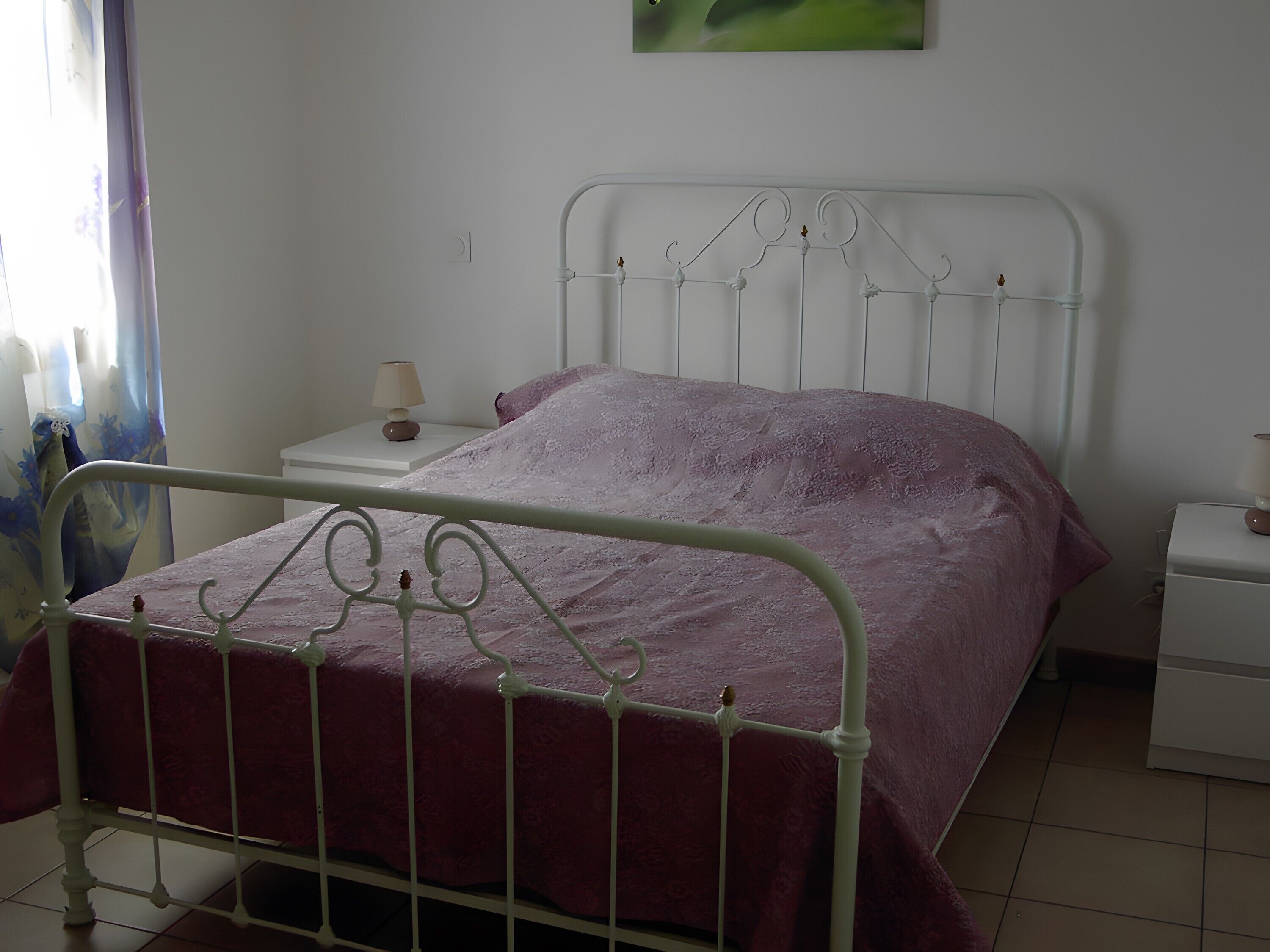 Tabla de planchar con plancha 