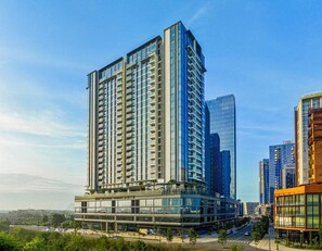 Exterior - Metropole The Crest Thu Thiem Apartment (Thu Duc)