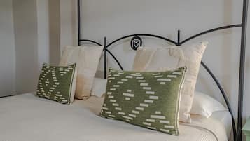 Suite, vista giardino | Wi-Fi gratuito, lenzuola