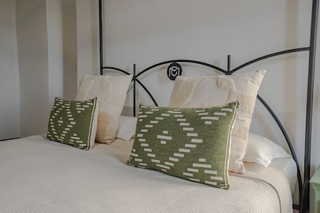 Suite, vistas al jardín | Wifi gratis y ropa de cama. Casale Malatesta