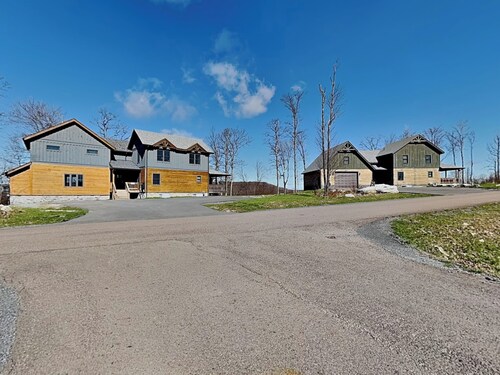 JCS Mountain Villa
