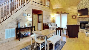 Studio (1 Bedroom) | Property amenity - Alexas Hideaway (Gatlinburg)
