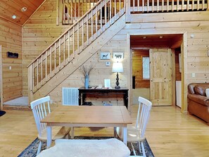 Studio (1 Bedroom) | Property amenity - Alexas Hideaway (Gatlinburg)