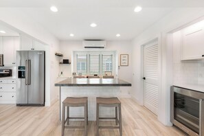 Interior - Gardens of the Kai #6 (North Side)