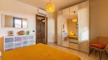 Ferros/tábuas de passar roupa, Wi-Fi, roupa de cama