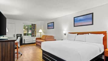 Schreibtisch, Verdunkelungsvorhänge, kostenloses WLAN, Bettwäsche