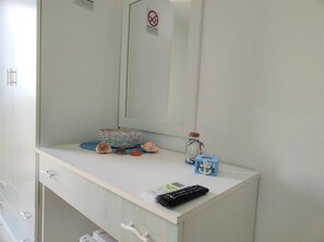 Miscellaneous - Inn 'Doppia 3' with Balcony, Wi-Fi and Air Conditioning (Torre San Giovanni Ugento)