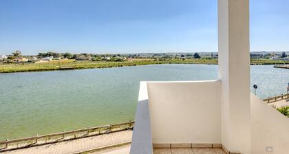 Inn 'Quadrupla 1' with Wi-Fi and Air Conditioning