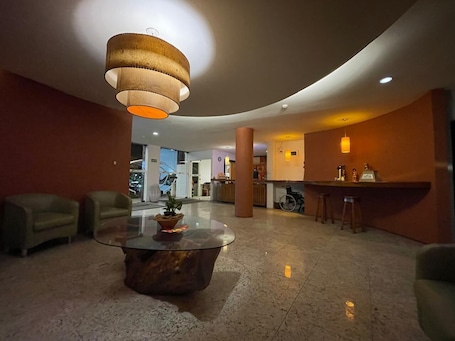 Lobby. Hotel in the best location in the city, close to pharmacies and restaurants.