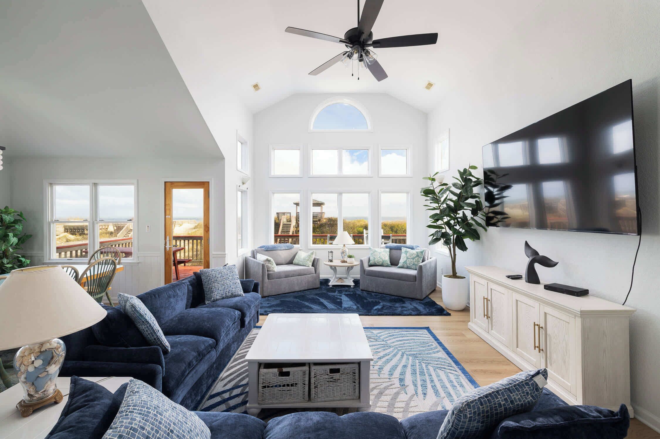 Televisor, reproductor de DVD i oficines 