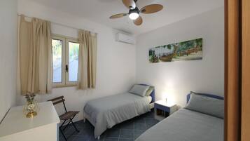 2 bedrooms, in-room safe, iron/ironing board, travel crib