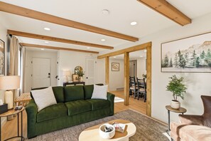 Smart TV, fireplace - Walk to Ski! 2 King Beds, Fireplace! Luxury Park City Condo. (Park City)